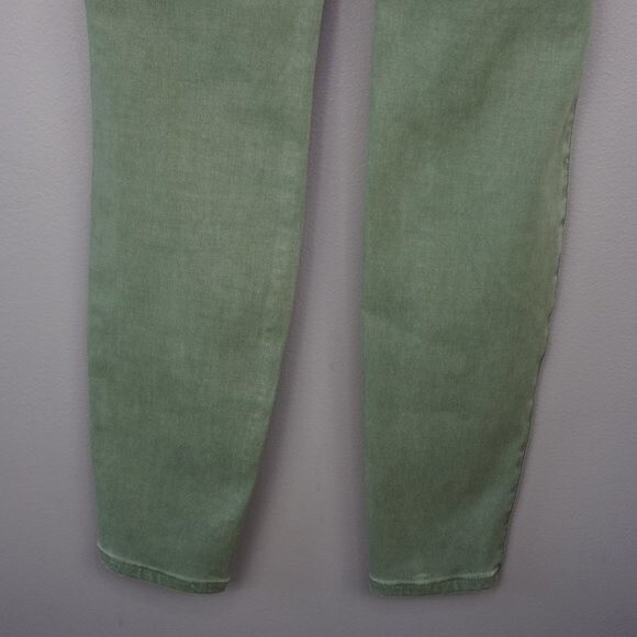 New Spanx Stretch Twill Ankle Cargo Pant in Soft Sage size S - Picture 15 of 16